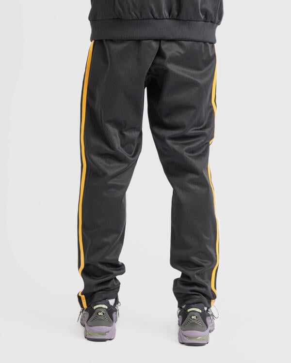 adidas x Jude Bellingham コラボ トラックパンツ 送料関税無料 adidas originals x Jude Bellingham BB Track Pant | IM7922